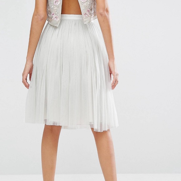 Needle and Thread Skirt - Picture 3 of 5